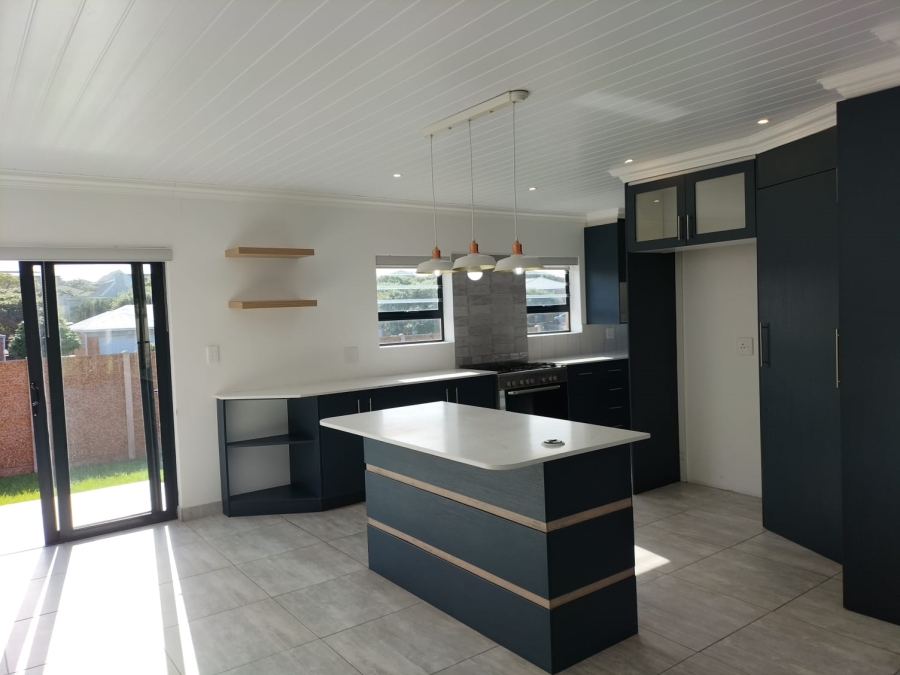 3 Bedroom Property for Sale in Stilbaai Wes Western Cape